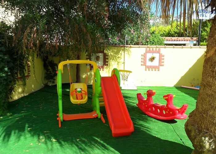 Отель Albano Кешме