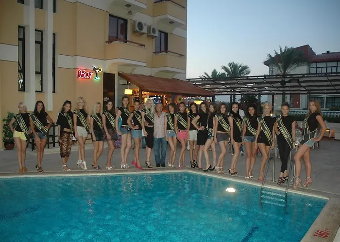 Albano Отель Кешме