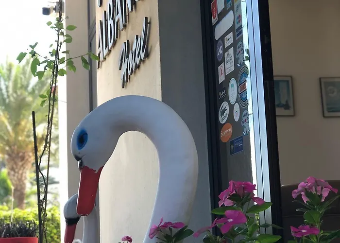 Albano Отель Кешме