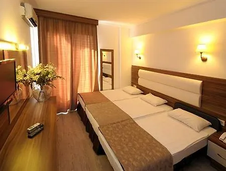 Albano Hotel 3*
